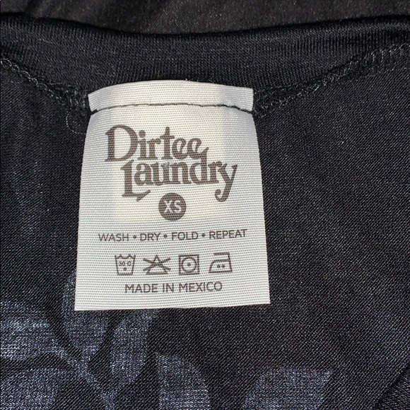 Shirt - Picture 3 of 4